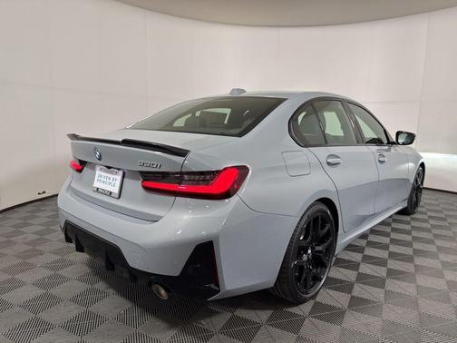 2025 BMW 330 i