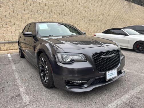 2017 Chrysler 300 S