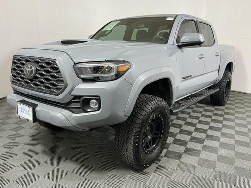 2020 Toyota Tacoma TRD Sport