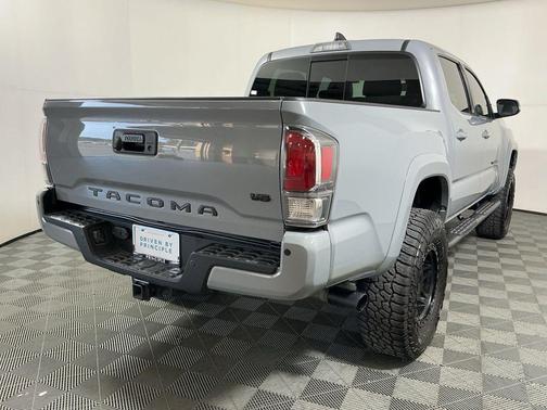 2020 Toyota Tacoma TRD Sport