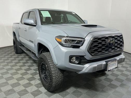 2020 Toyota Tacoma TRD Sport