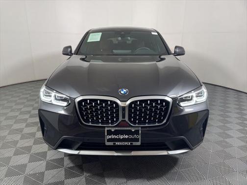 2022 BMW X4 xDrive30i