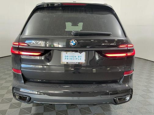 2026 BMW X7 xDrive40i