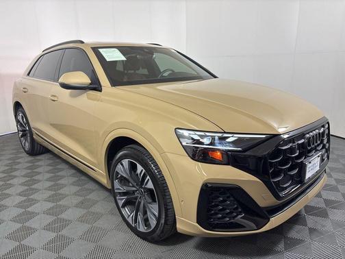 2024 Audi Q8 55 Premium Plus