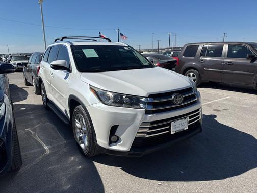 2017 Toyota Highlander Limited