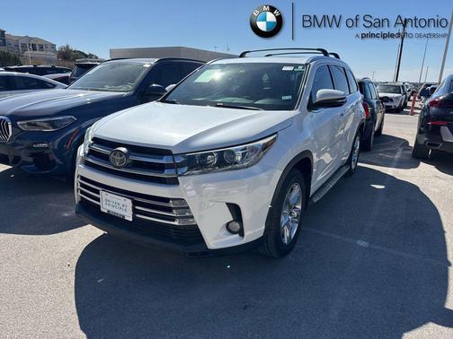 2017 Toyota Highlander Limited