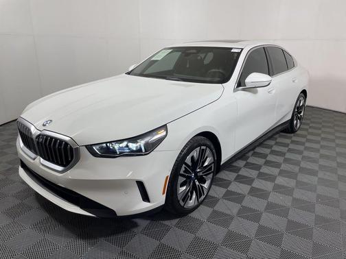 2024 BMW 530 i
