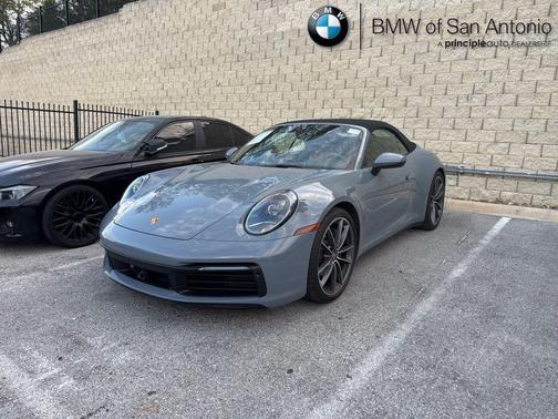 2023 Porsche 911 Carrera 4