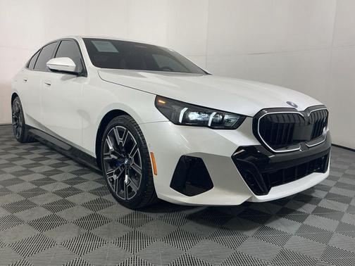 2025 BMW i5 xDrive40