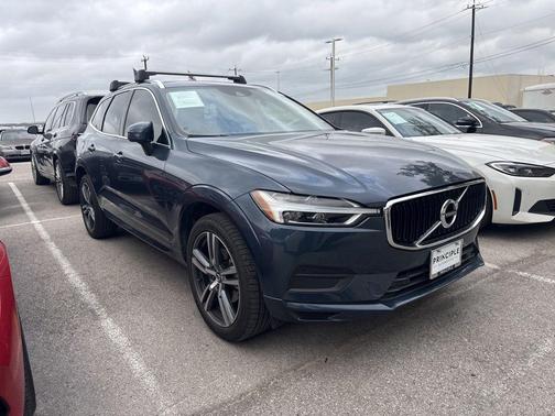 Denim Blue Metallic 2020 Volvo XC60 T5 Momentum