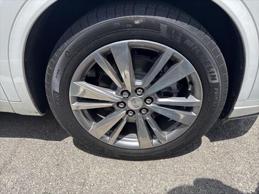 2024 Cadillac XT6 Premium Luxury FWD