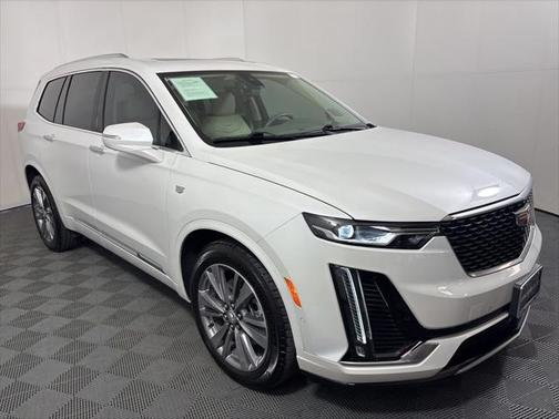 2024 Cadillac XT6 Premium Luxury FWD