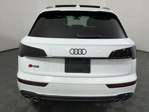 2024 Audi SQ5 3.0T Premium Plus