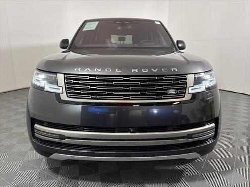 2023 Land Rover Range Rover P530 SE