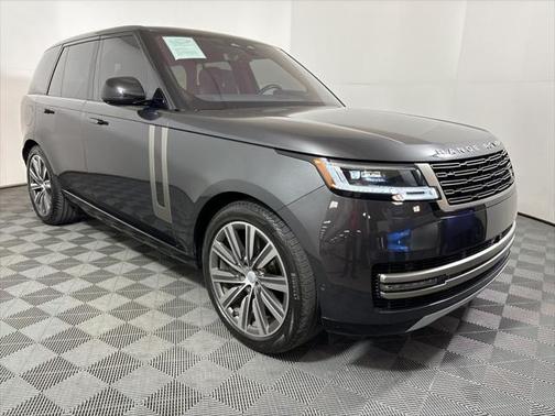 2023 Land Rover Range Rover P530 SE