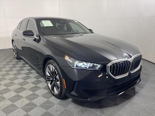 2024 BMW 530 i