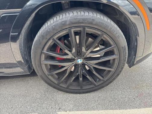 2024 BMW X6 xDrive40i