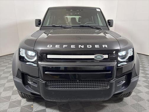 2024 Land Rover Defender 130 P400 S