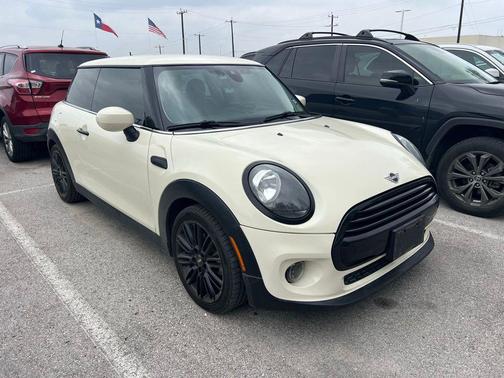 Pepper White 2020 MINI Hardtop Cooper