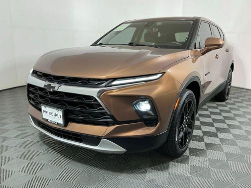 Copper Bronze Metallic 2024 Chevrolet Blazer 2LT