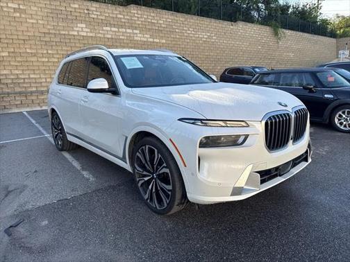 2023 BMW X7 xDrive40i