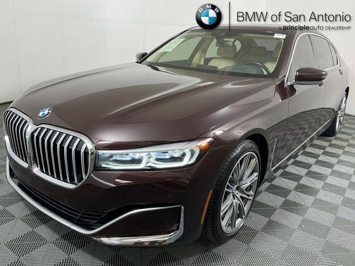 2020 BMW 740 740i