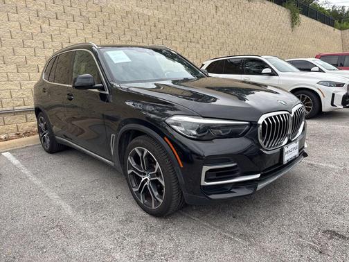 Black Sapphire Metallic 2023 BMW X5 xDrive40i