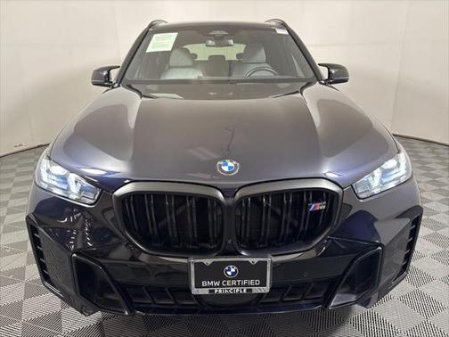 2024 BMW X5 M60i