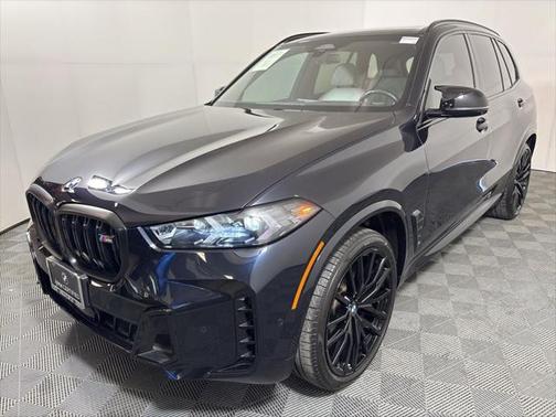 2024 BMW X5 M60i