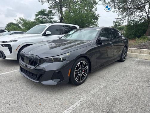 Dark Graphite Metallic 2025 BMW 530 530i