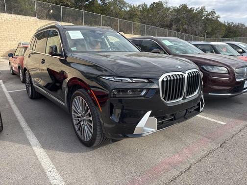 2025 BMW X7 xDrive40i