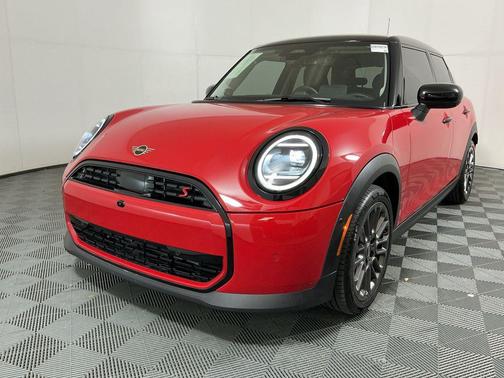 Chili Red 2025 MINI Hardtop Cooper S