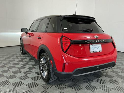 Chili Red 2025 MINI Hardtop Cooper S