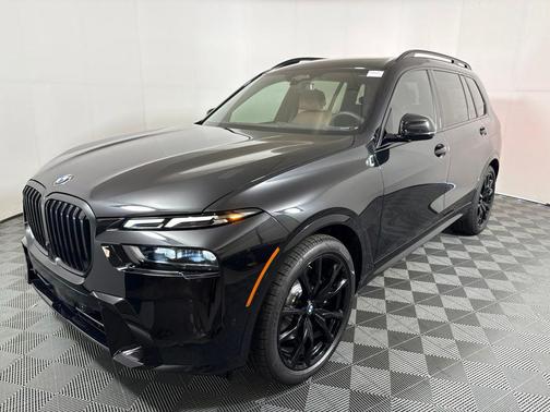 Black Sapphire Metallic 2027 BMW X7 xDrive40i