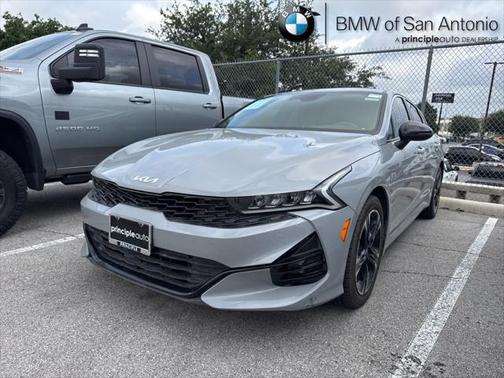 2022 Kia K5 GT-Line