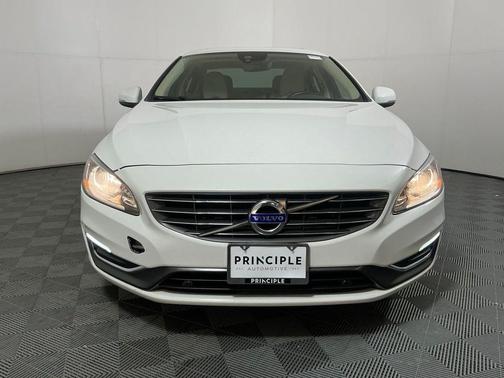 Ice White 2015 Volvo S60 T5 Premier