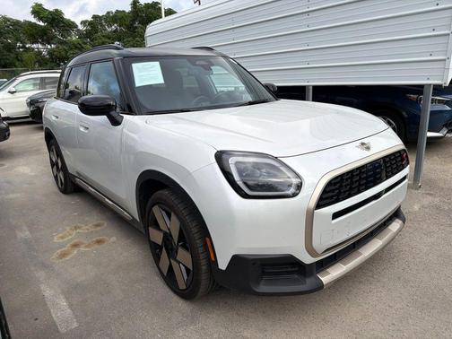 White Metallic 2026 MINI Countryman Cooper S ALL4