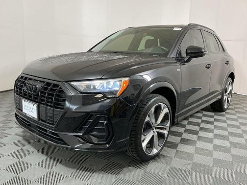 2021 Audi Q3 45 S line Premium
