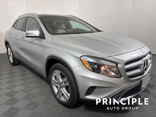 2017 Mercedes-Benz GLA 250 Base