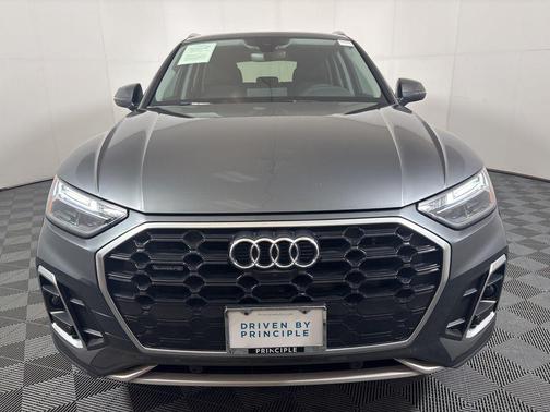 2022 Audi Q5 45 S line Premium Plus