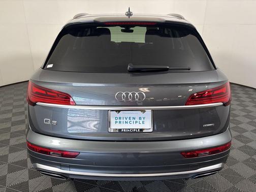 2022 Audi Q5 45 S line Premium Plus