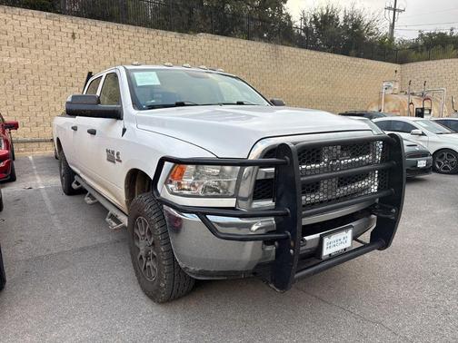 2018 RAM 3500 Tradesman Crew Cab 4x4 8' Box