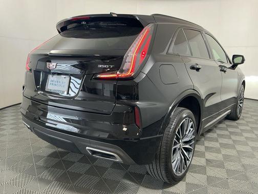 2024 Cadillac XT4 Sport