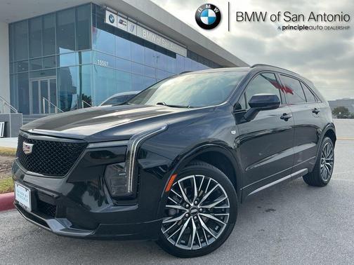 2024 Cadillac XT4 Sport