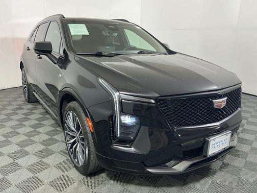 2024 Cadillac XT4 Sport