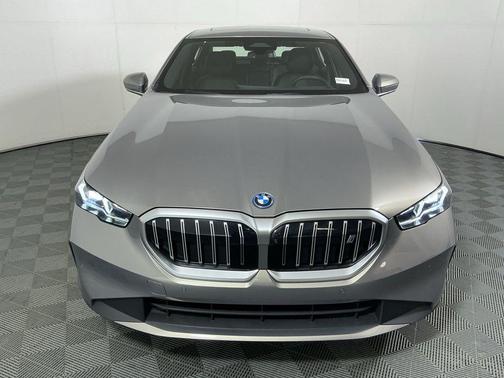2026 BMW i5 eDrive40