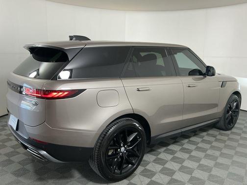 2023 Land Rover Range Rover Sport SE