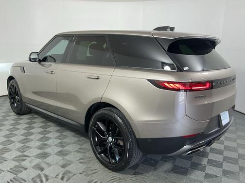 2023 Land Rover Range Rover Sport SE