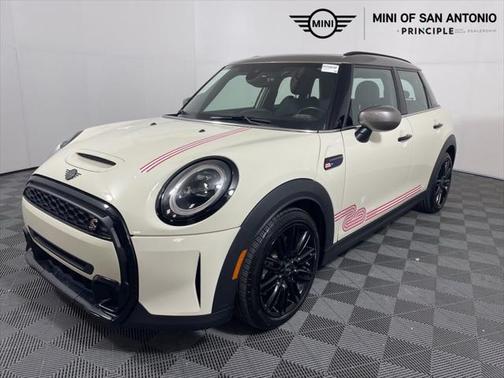 2023 MINI Hardtop Cooper S