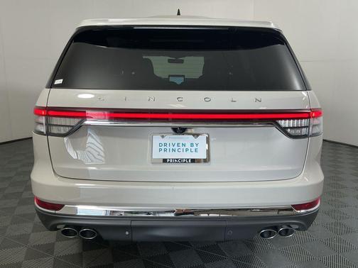 2022 Lincoln Aviator Reserve AWD